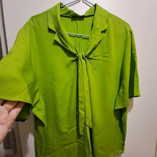 Blouses like new, pack of 4, sizes L and XL, comfortable and elegant