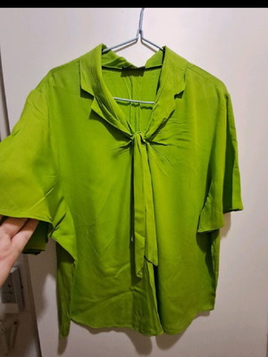 Blouses like new, pack of 4, sizes L and XL, comfortable and elegant