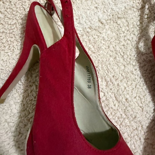 Red high-heeled shoes with strap used, size 39