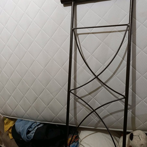 Mattress and metal bed used