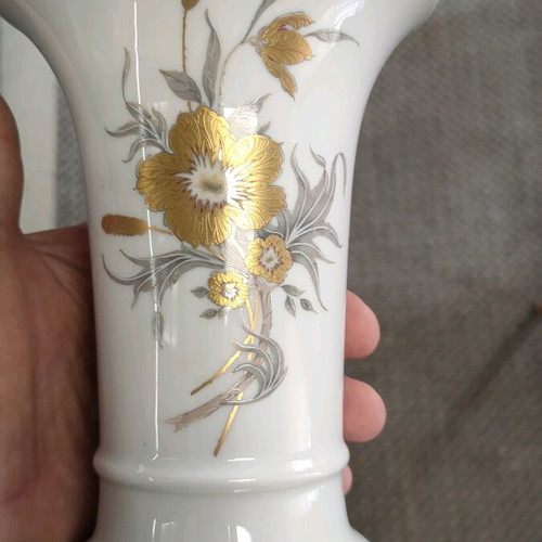 Vintage Kaiser Porcelain vase with handmade decoration and gilding like new