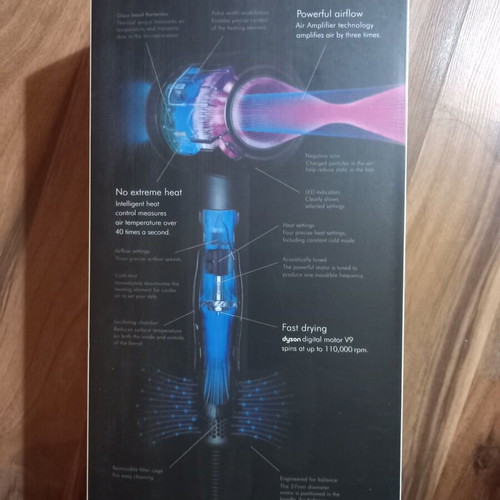 Dyson Supersonic hair dryer with 5 magnetic attachments