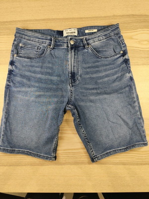 Τζιν ελαστική βερμούδα Pull&Bear XL σαν καινούργια, μπλε