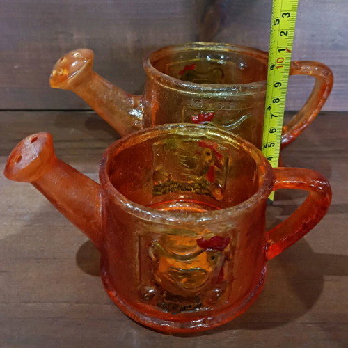 Vintage acrylic watering can set with chicken figure new