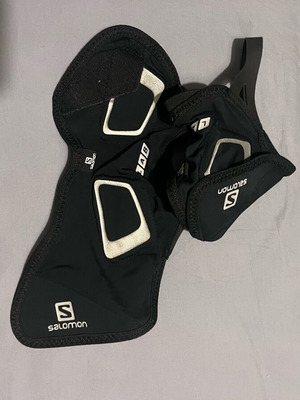 Salomon gaiters Medium new