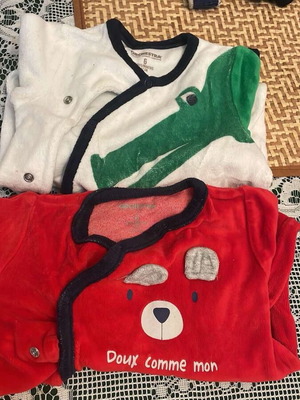Velvet baby bodysuit set for 6 months like new