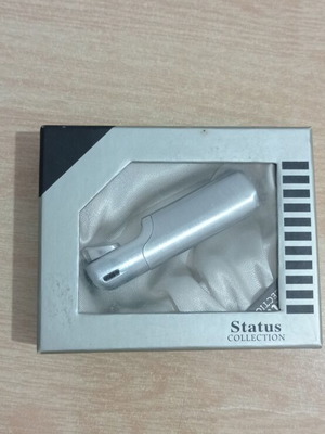 Status Collection gas lighter in silver, new, refillable with gift case