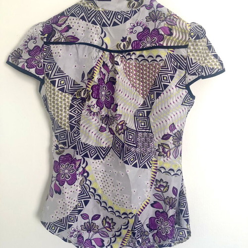 Liu Jo Silk Shirt XS with Geometric Floral Print new