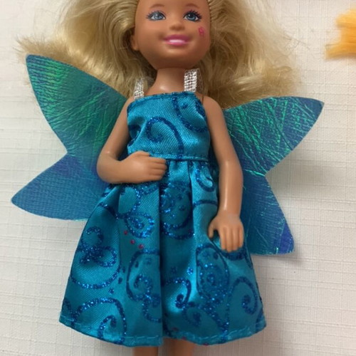 Barbie Chelsea and No Name Dolls like new