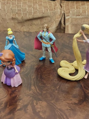 Πλαστικές φιγούρες Disney μεταχειρισμένες, σετ 4 για κορίτσια