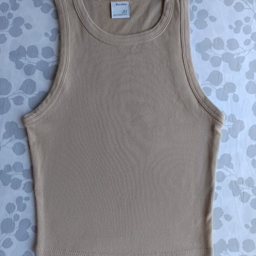 Bershka crop top beige, new, size S