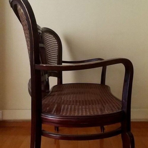 Gebrüder Thonet Settee like new, bent beech wood, Wien design