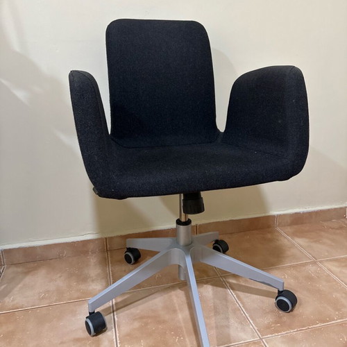 Chair with recline and height adjustment used