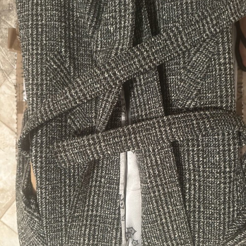 Women's trench coat like new, size small, grey