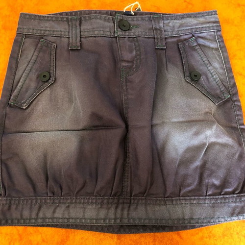 Branded women's skirt like new, size 38