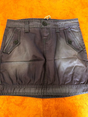 Branded women's skirt like new, size 38