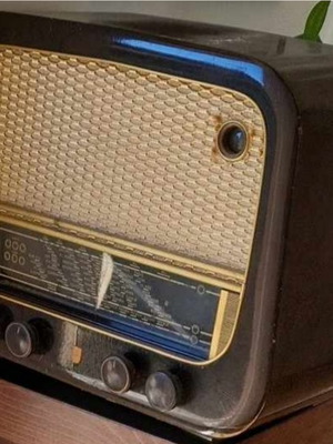 Ραδιόφωνο Αντίκα συλλεκτικό κομμάτι σε άριστη κατάσταση