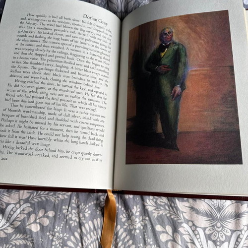 Leather-bound book The Picture of Dorian Gray new