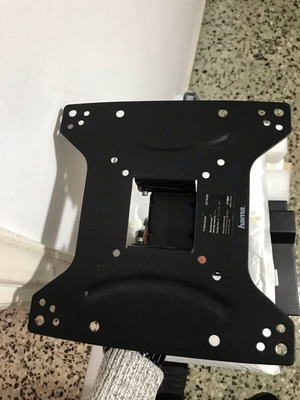 HAMA 32-inch wall TV mount used