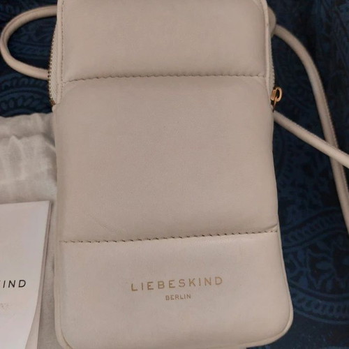 Liebeskind Berlin Tyra Leather Crossbody Mobile Pouch new, coconut color