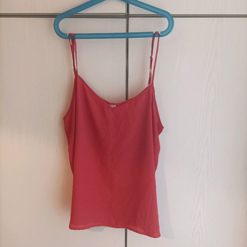 Tank tops pack of 5 used, size large, multicolor, H&M and Now