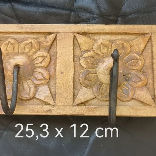 Handmade carved wooden wall hanger new from India