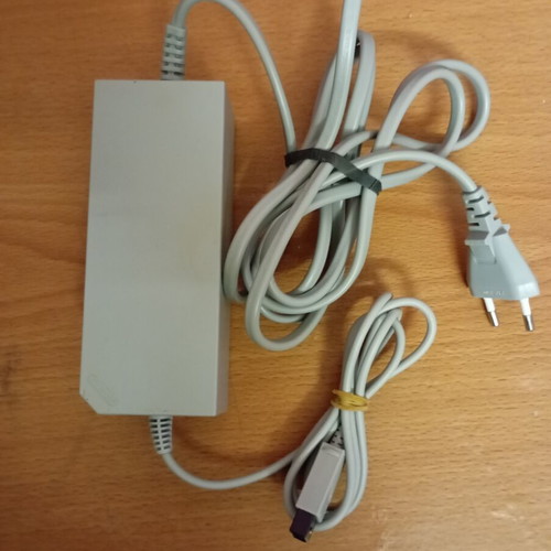 Wii power supply