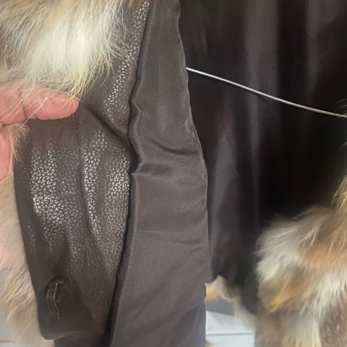 Fox vest lined like new, beige and brown