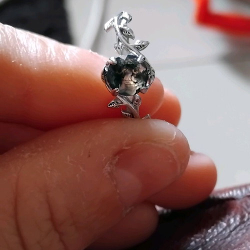 Moss Agate Silver Ring Size 6 With Leafy Design