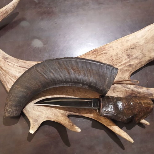 Cretan knife like new with water buffalo horn sheath