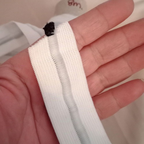 White flat elastic 3.5cm with black cord new, 8 meters