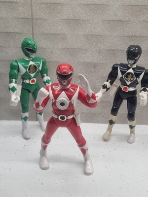 Σετ φιγούρες Power Rangers με κόκκινο φακό