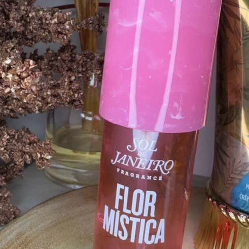 Sol de Janeiro body mist and Benefit Hoola shimmer body cream travel size new set