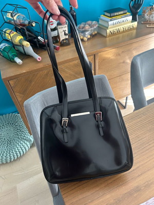 Handbag used, shoulder, black without damage
