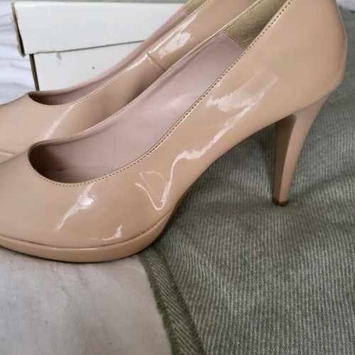Stefania pumps new, size 40, beige, 8 cm heel