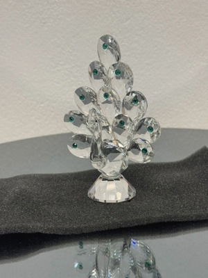 Crystal decorations like new