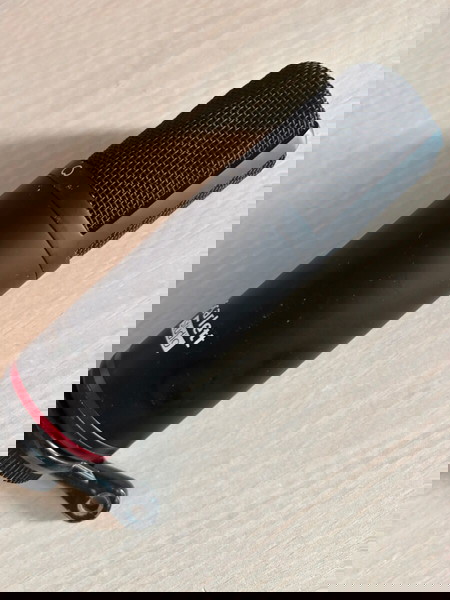 FOCUSRITE MICROPHONE