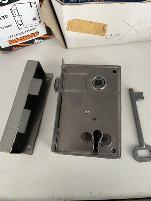 Condor Kamaroporta lock new, right side, code 890412