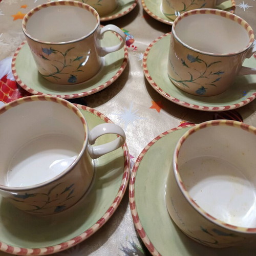 Cups for French coffee and tea, new, set of 6 with saucers