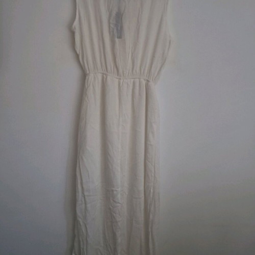 Dress white new, size L fits M