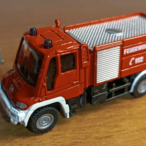 Fire trucks like new, pack of 2 pieces