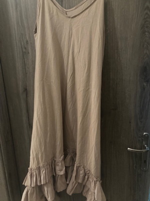 Zara nude φόρεμα με βολάν καινούργιο, καλοκαιρινό βαμβακερό