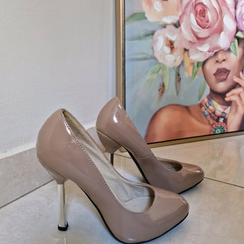 Migato nude heels size 36 like new