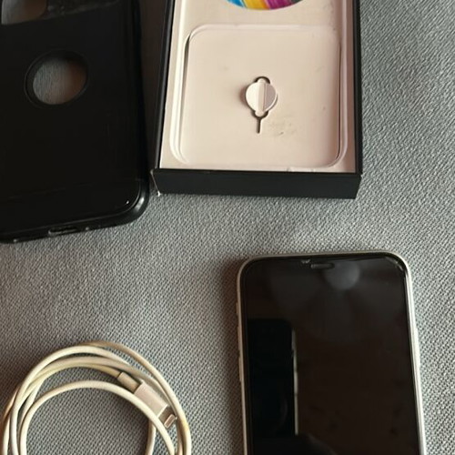 iPhone 11 like new, first hand
