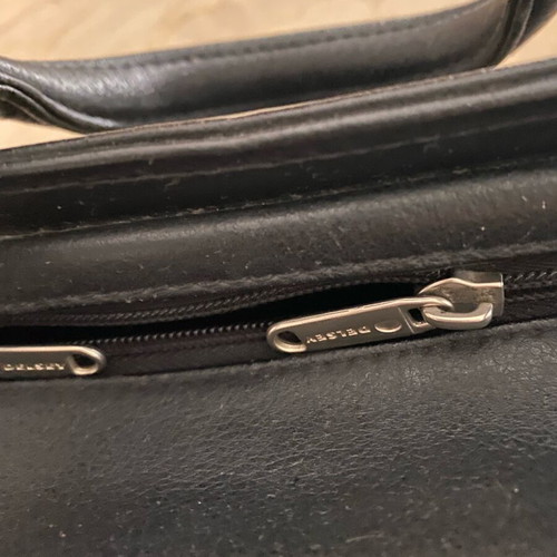 Delsey professional bag like new, black leather