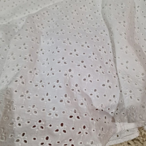 H&M white embroidered cotton skirt, size M