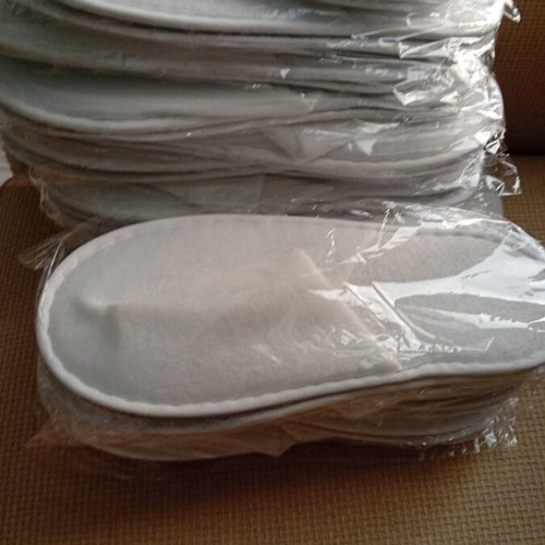 Disposable slippers pack of 15, new, white, one size