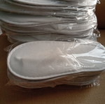 Disposable slippers pack of 15, new, white, one size