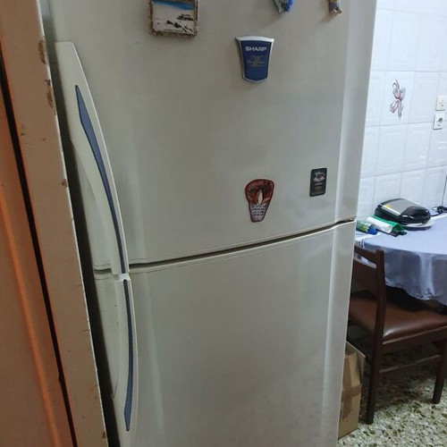Refrigerator like new