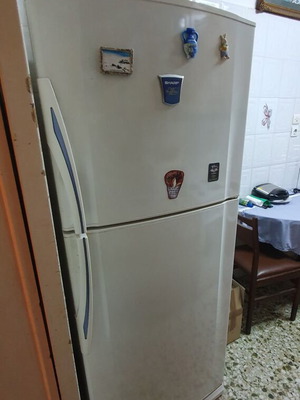 Refrigerator like new